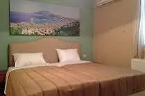 Planos Beach Aparthotel 蒂锡利维