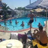 Planos Beach Aparthotel 酒店 蒂锡利维