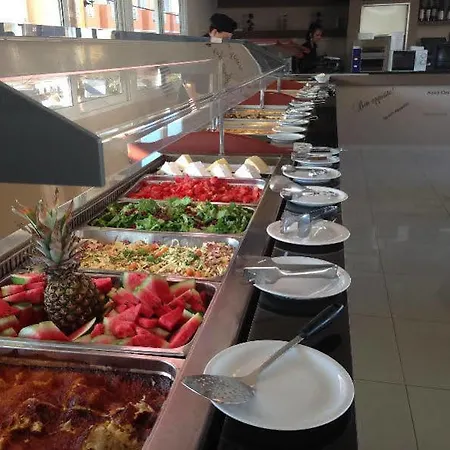 Planos Beach Aparthotel 蒂锡利维