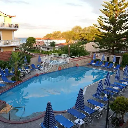 酒店 Planos Beach Aparthotel 3*