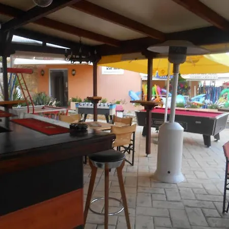 Planos Beach Aparthotel Hotel