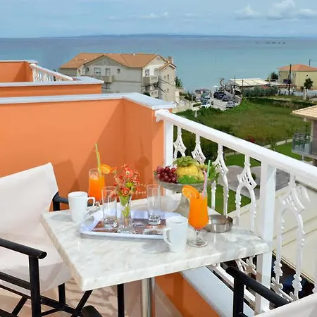 Planos Beach Aparthotel Hotel 3*